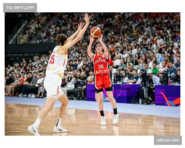 大连女篮不败金身领跑B组 外援阿伦内线统治力成取胜基石